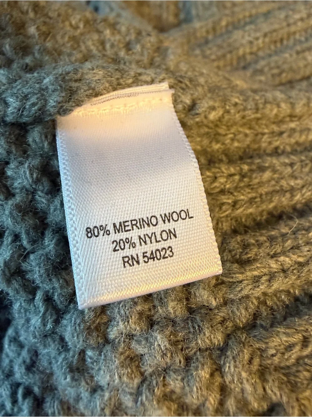 Banana Republic Men's Shawl Collar Zip Sweater in Light Gray Heather